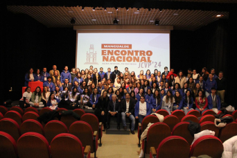 Juventude Cruz Vermelha debateu soluções para os desafios humanitários em Mangualde